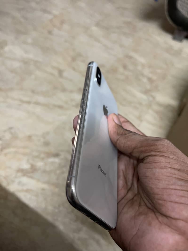 Apple iPhone X 2