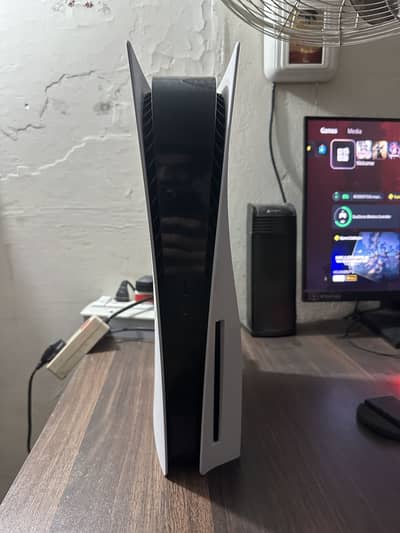 ps5  1100 series disc version