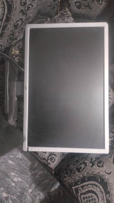 Computer LCD monitor 19"