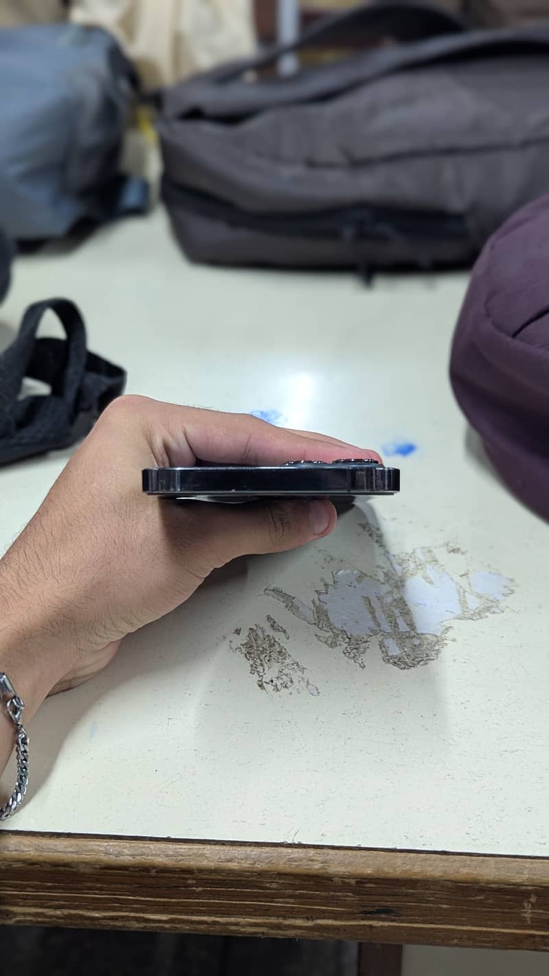 iPhone 12 Pro Max 8