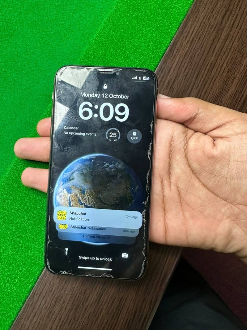 Apple iPhone XS 0