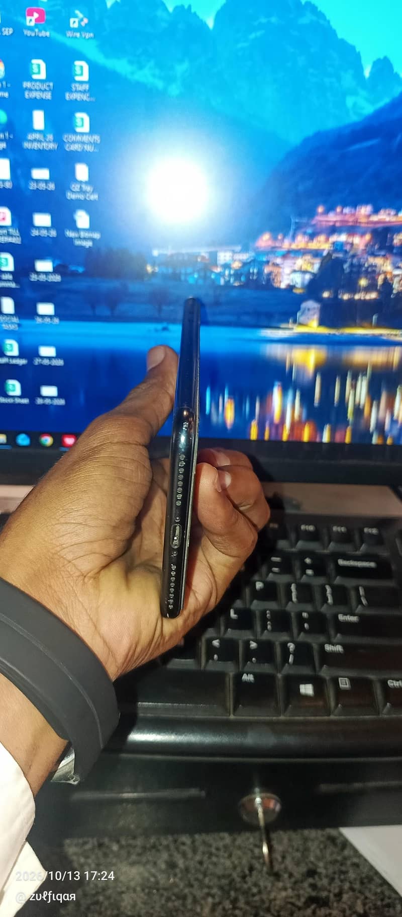 Apple iPhone 7 Plus 2