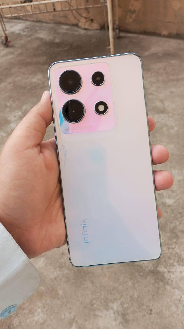 Infinix Note 30 3