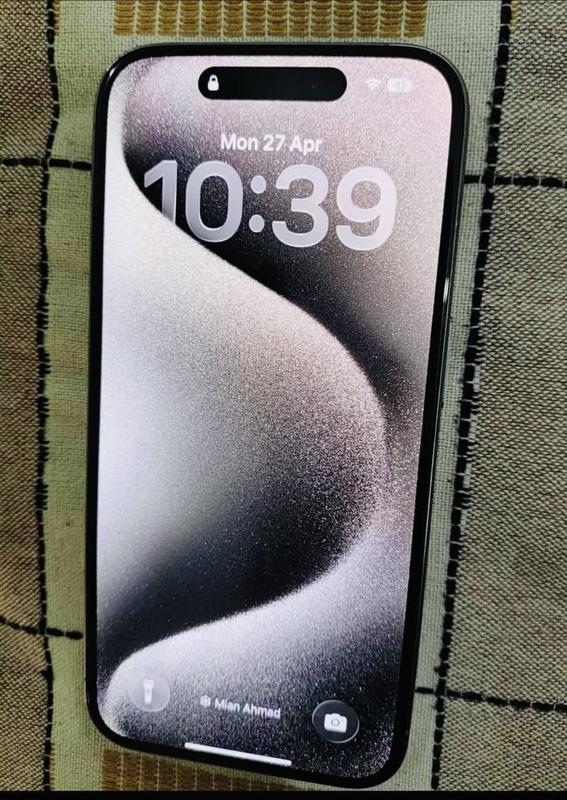 Apple iPhone 15 Pro 1