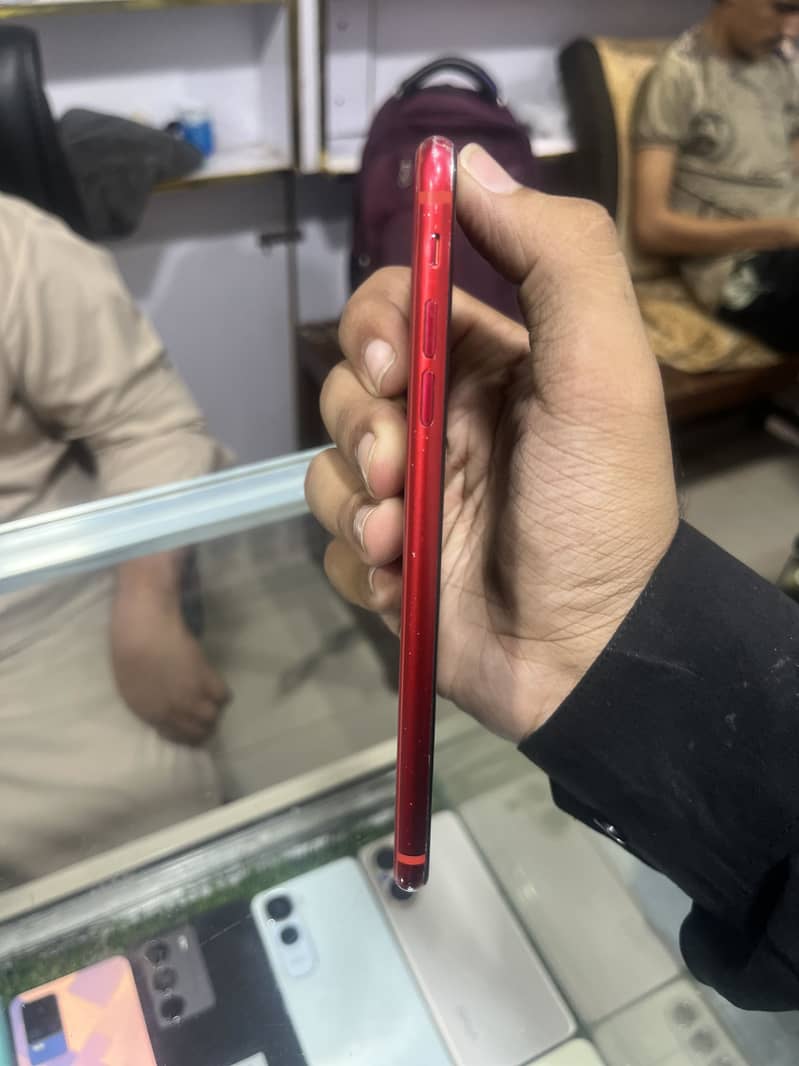 Apple iPhone 8 Plus 2