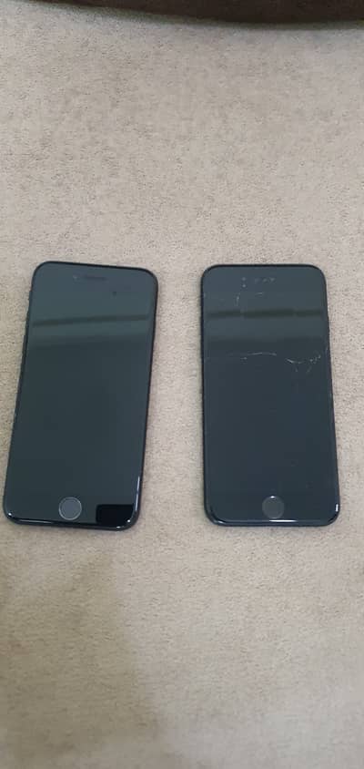 Pair of Apple iPhone SE 2020 (read add)