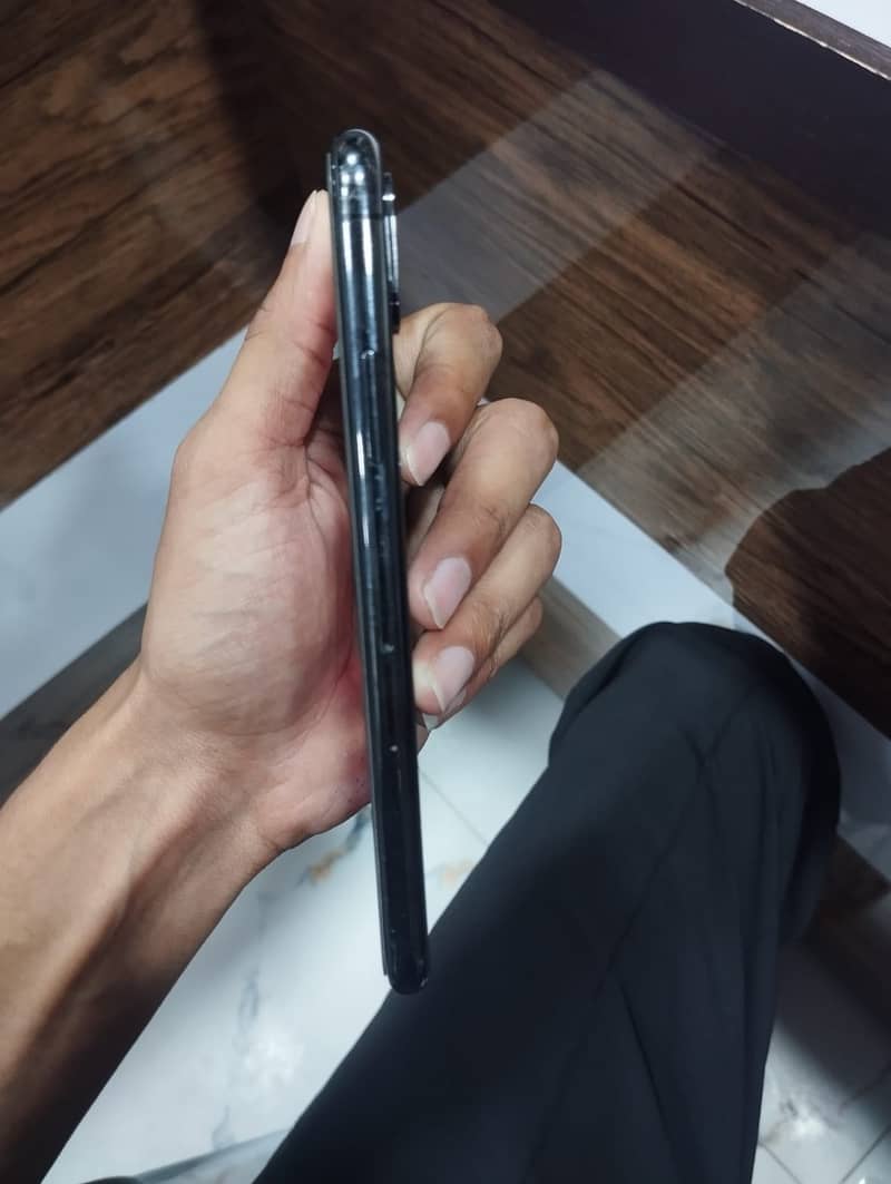 Apple iPhone X 7