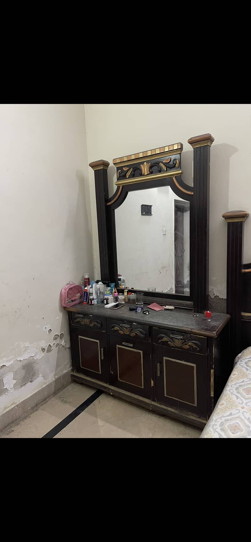 Bed dressing table side tables 4