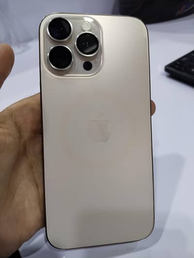 Apple iPhone 16 Pro Max