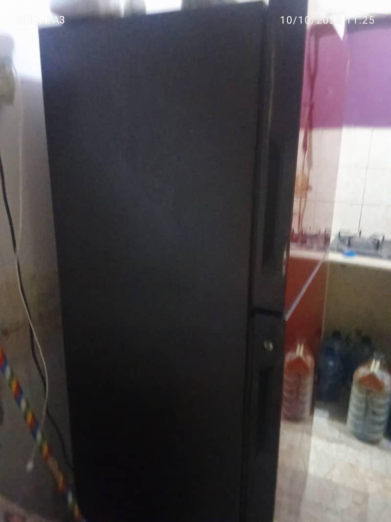Haier model HRF-306TP 5