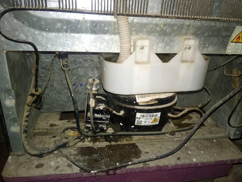 Haier model HRF-306TP 6