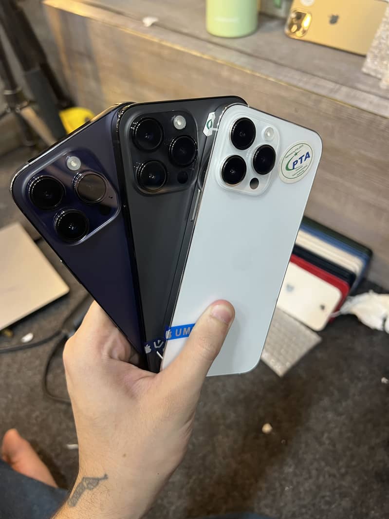Apple iPhone 14 Pro Max 1