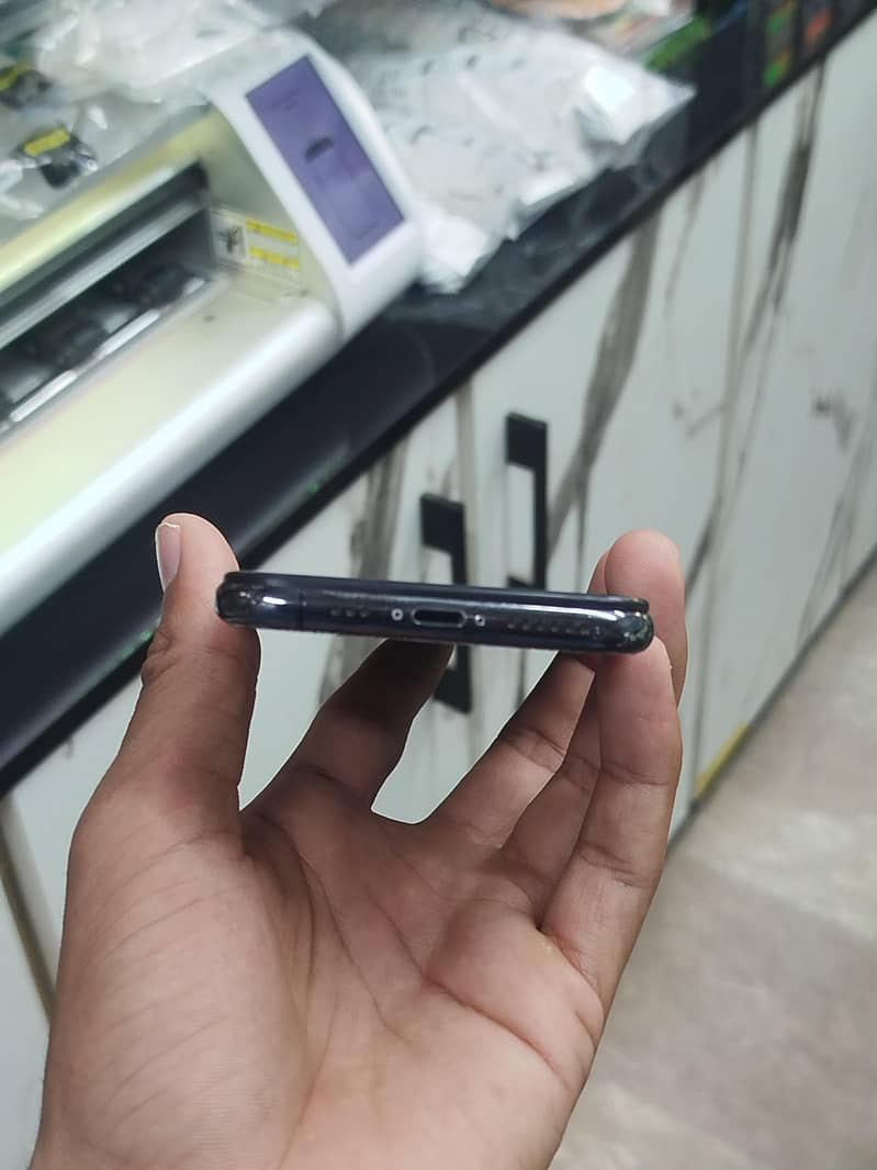 iPhone xs jv 4