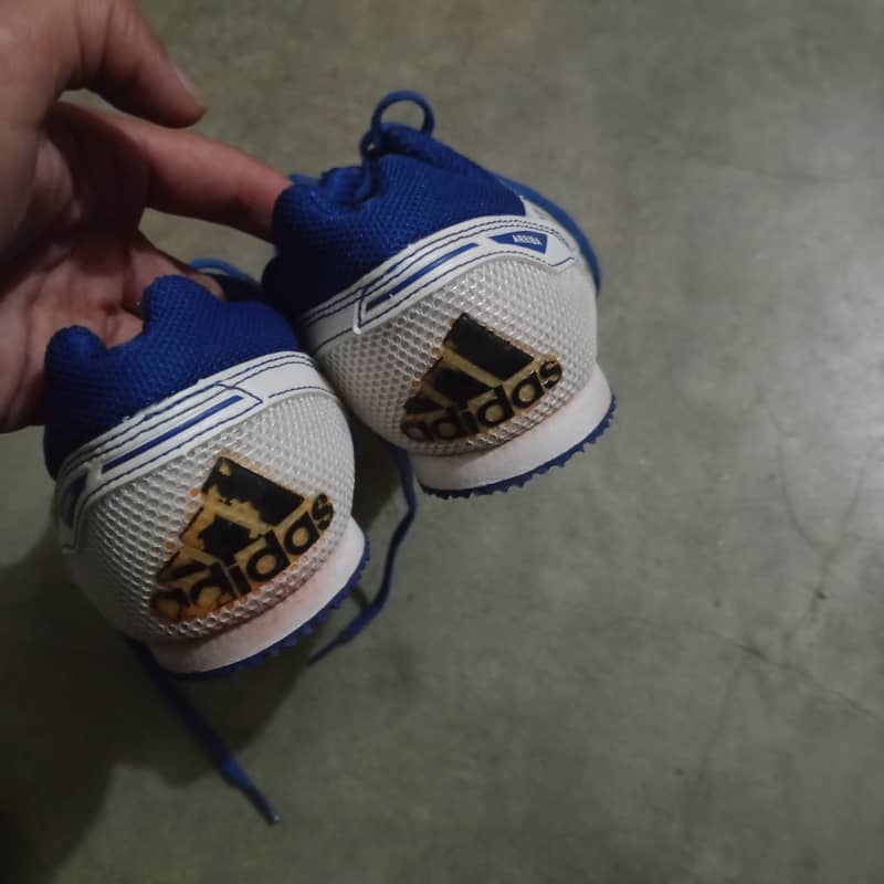 screw in studs 1