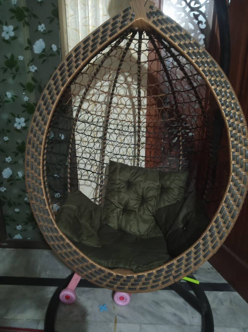 Swing  chair 0