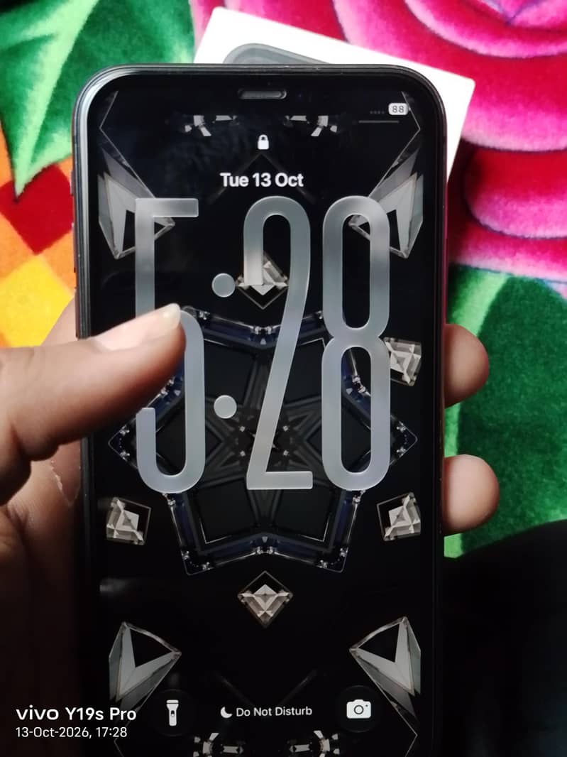 Apple iPhone 11 7