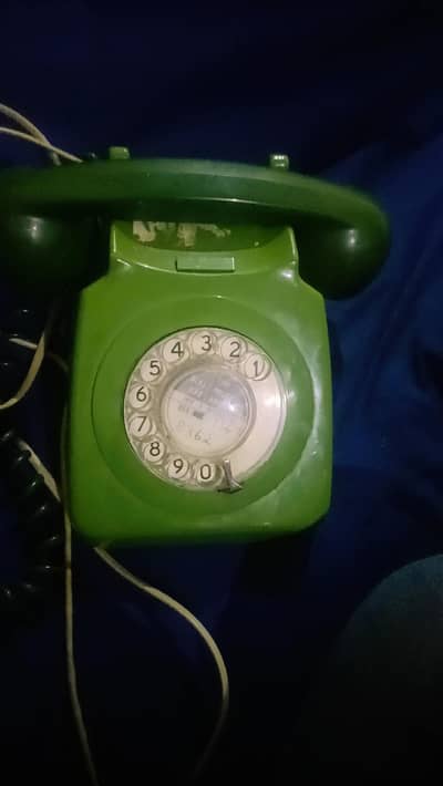 vintage telephone 746