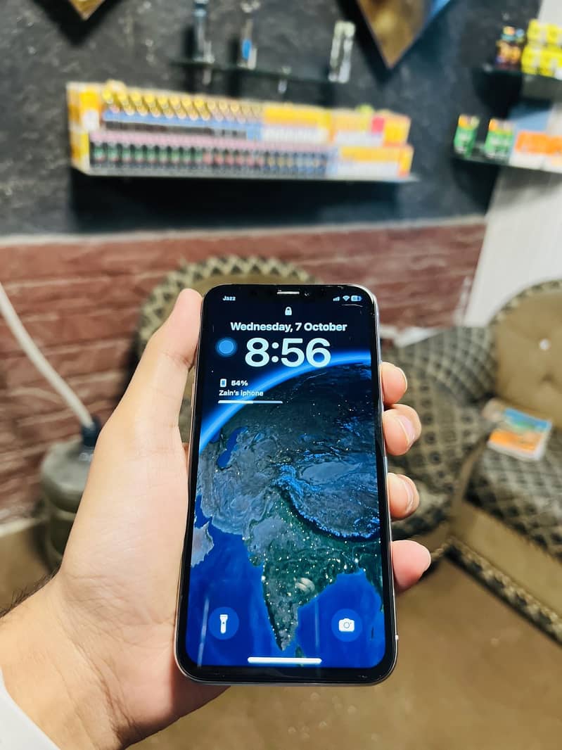 Apple iPhone X 2
