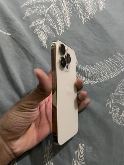 iPhone 14 Pro mdm