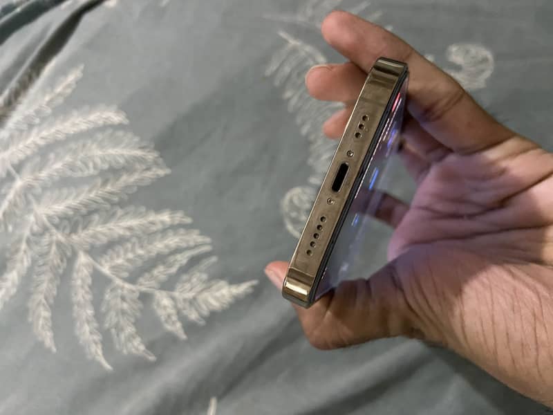 iPhone 14 Pro mdm 6