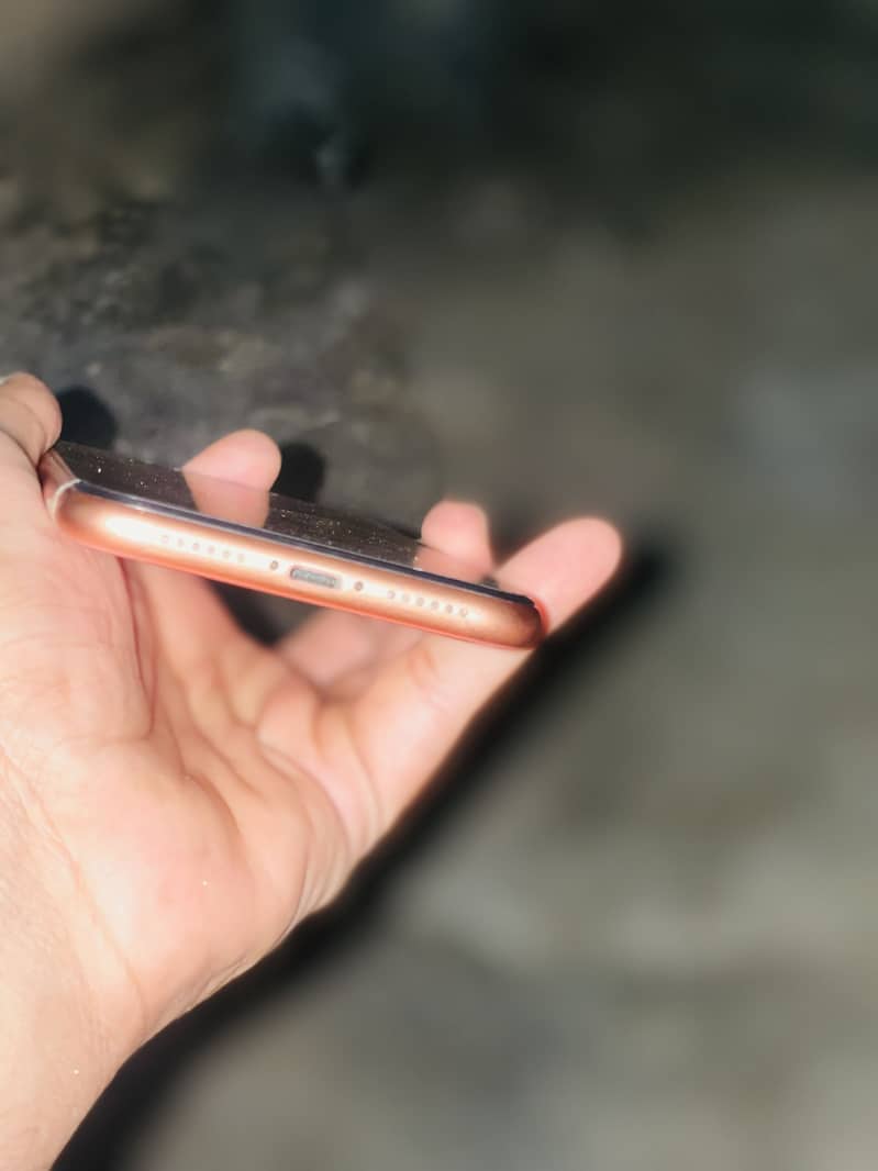 Apple iPhone XR 3