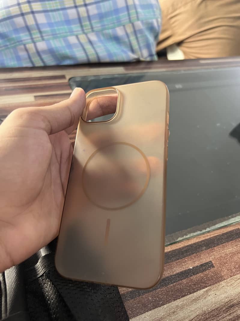 Apple iPhone 13 1