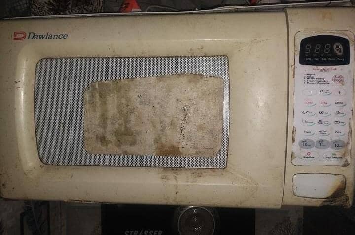 Microwave oven 0