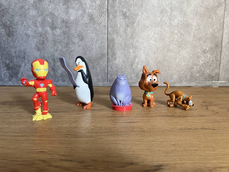 Mini action figures 0