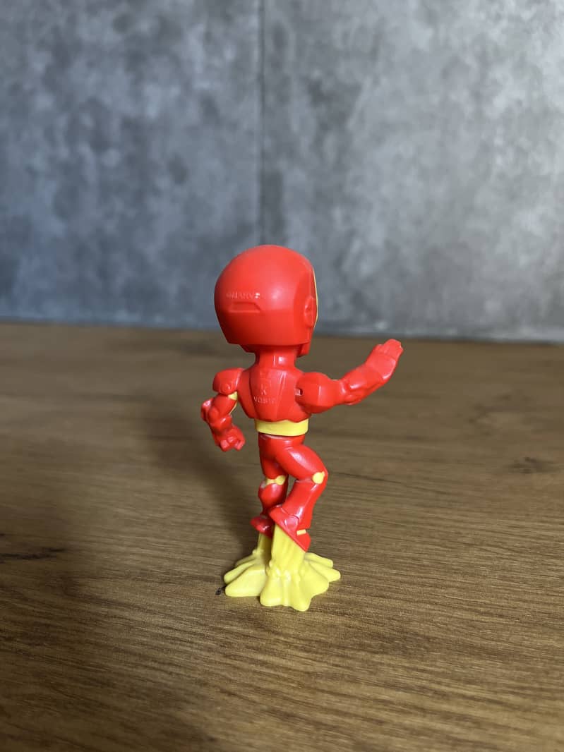 Mini action figures 8