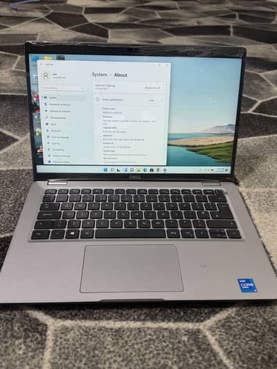Dell latitude 5420 Model i5 11th gen 8GB/Ram 256GB/SSD