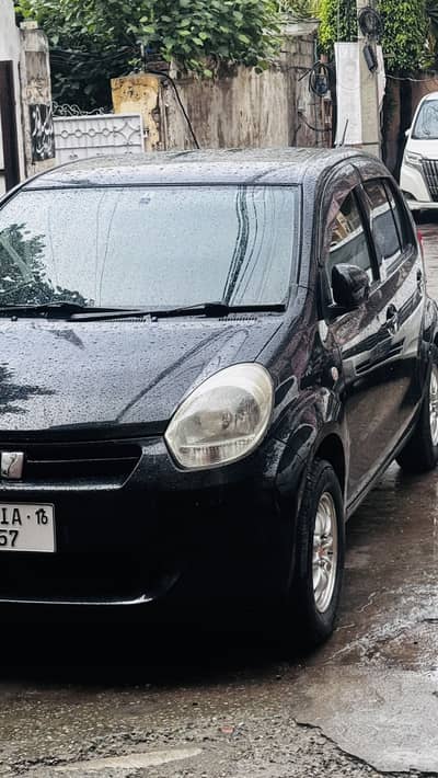 Toyota Passo 2012