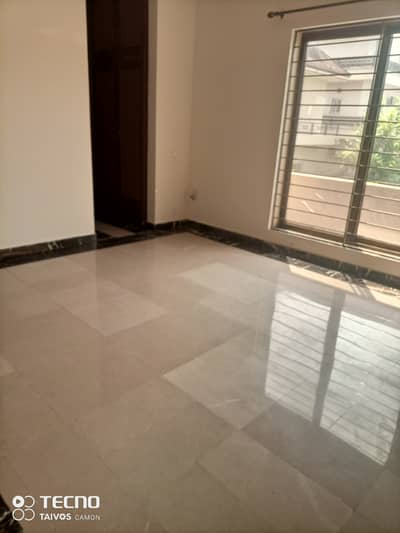 G-11 30*60 ground portion for rent brand newout class