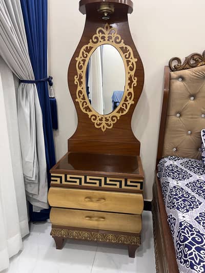 King Size Wooden Bedroom Set – Bed, 2 Side Tables & Wardrobe