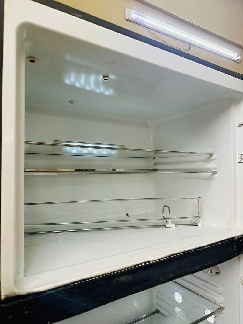 dawlance Refrigrator 6