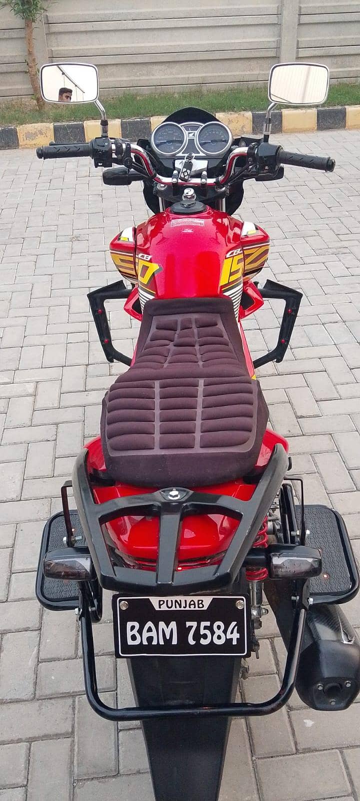 Honda cb150f 7