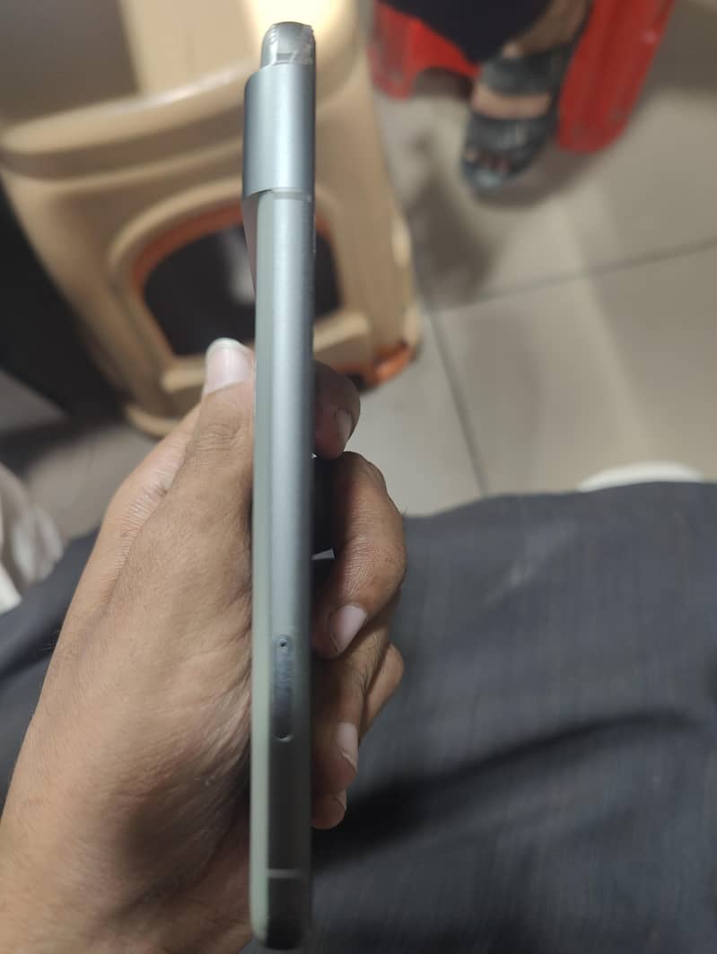 Google Pixel 8 1
