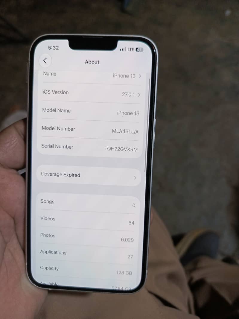 Apple iPhone 13 2
