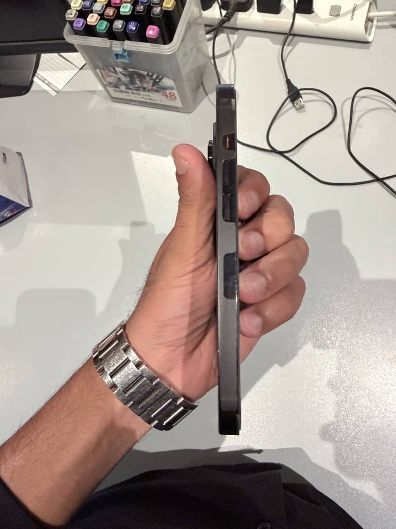 Apple iPhone 14 Pro 3