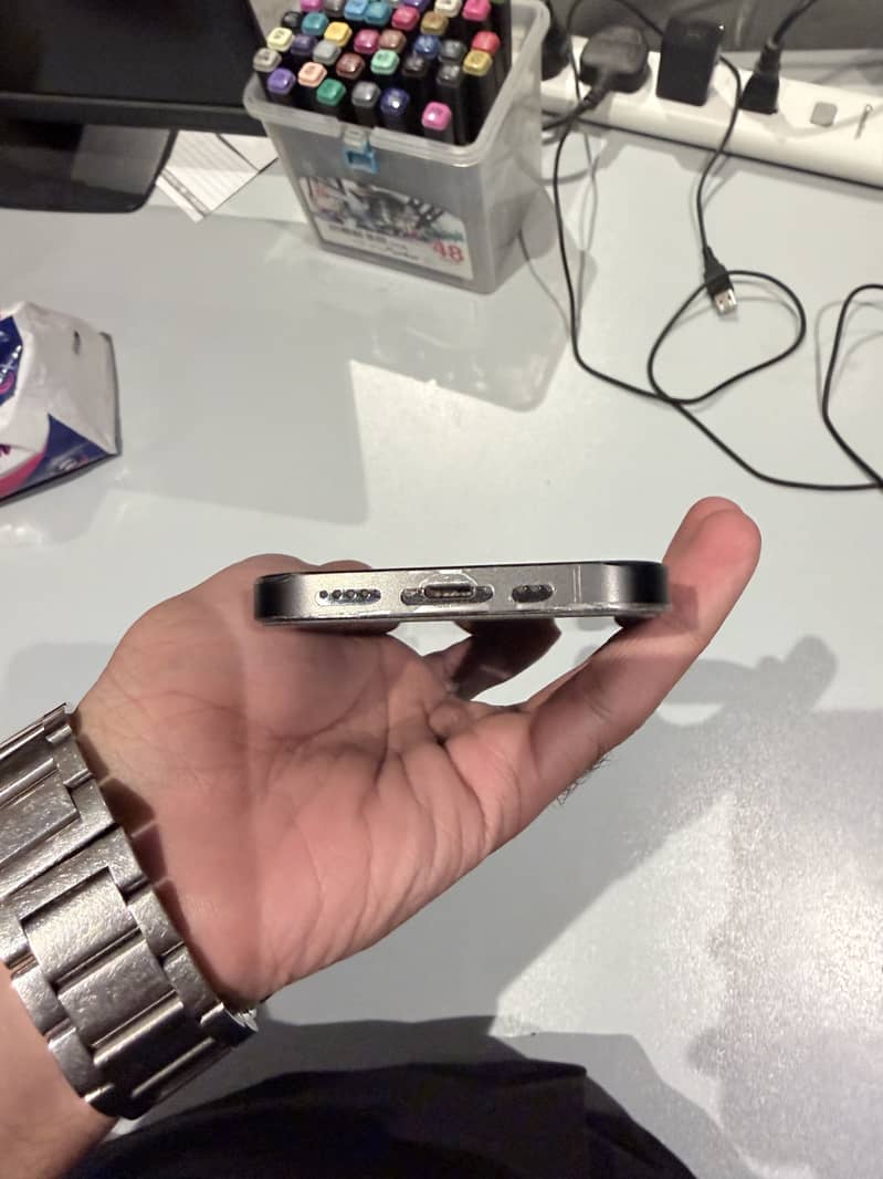 Apple iPhone 14 Pro 4