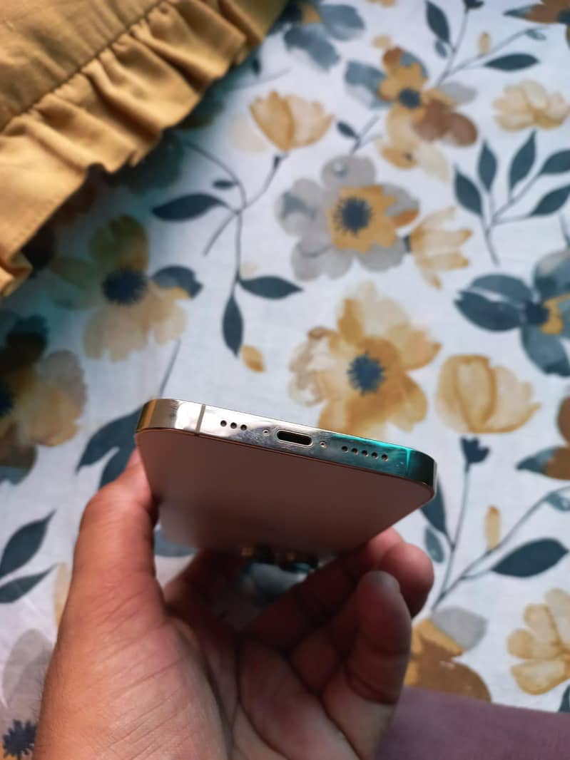 Apple iPhone 13 Pro 3