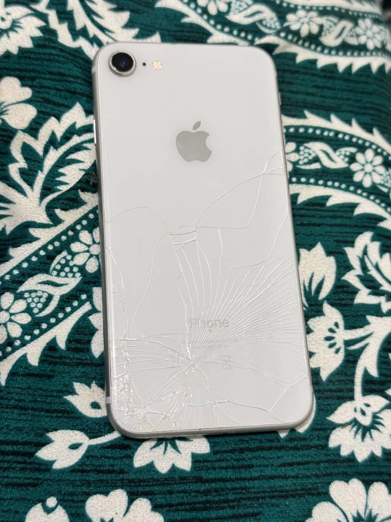 Apple iPhone 8 2