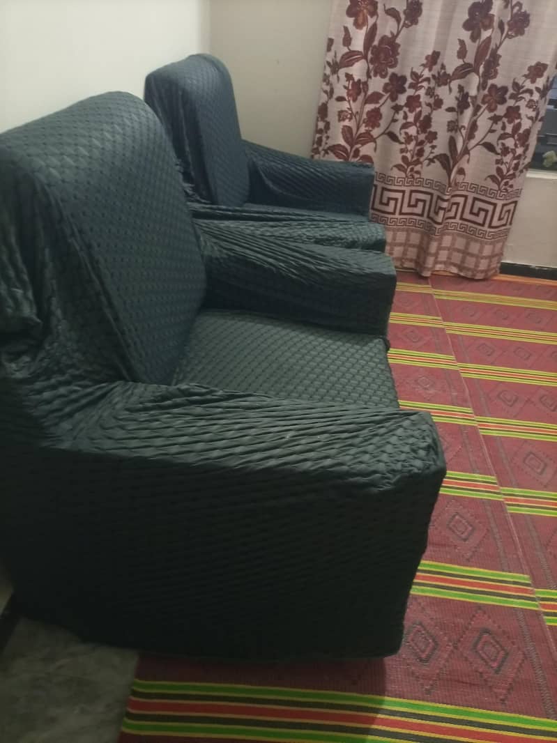 good condition sofa 1