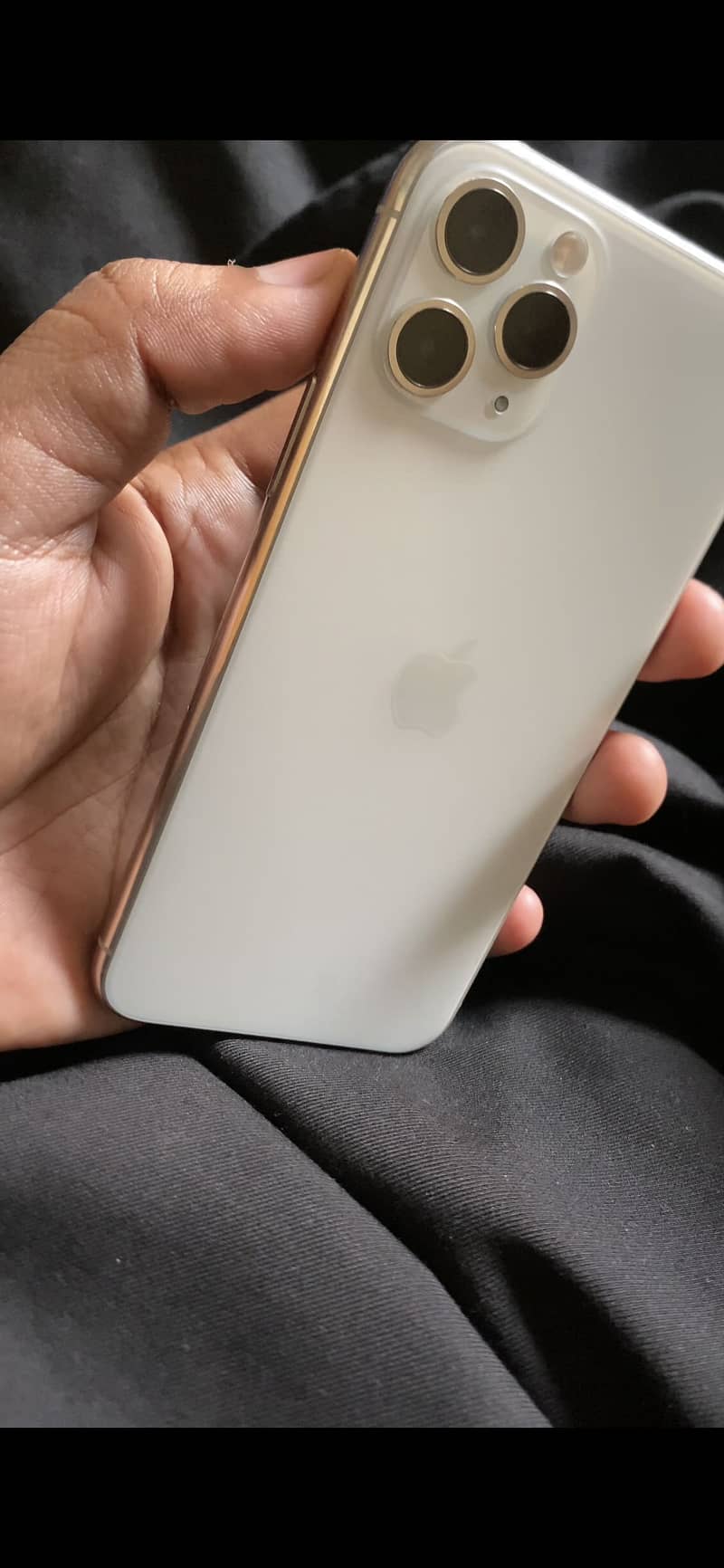 Apple iPhone 11 Pro 3