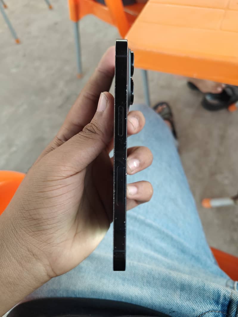 Apple iPhone 14 Pro 7