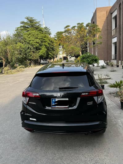 Honda Vezel 2016 (Hybrid) RS