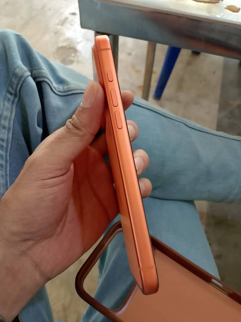 Apple iPhone 17 Pro Max 2