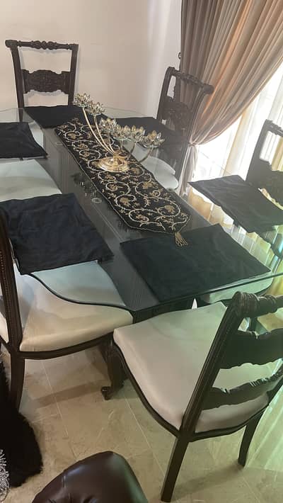 Dinning table and chairs