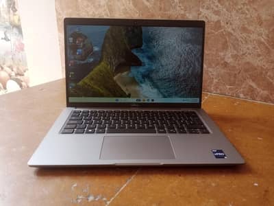 Dell latitude 5540 i5 13th gen | 16gb ram | 256gb SSD