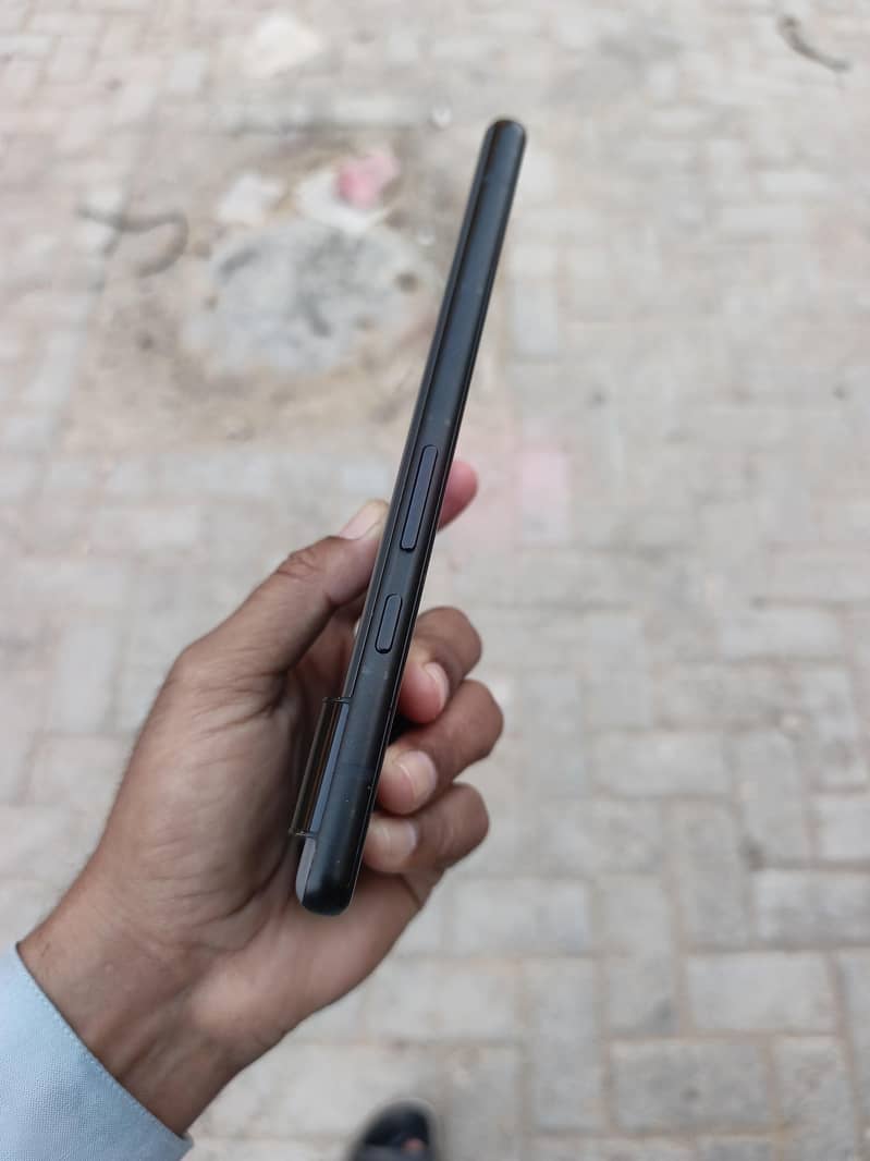 Google Pixel 6 3