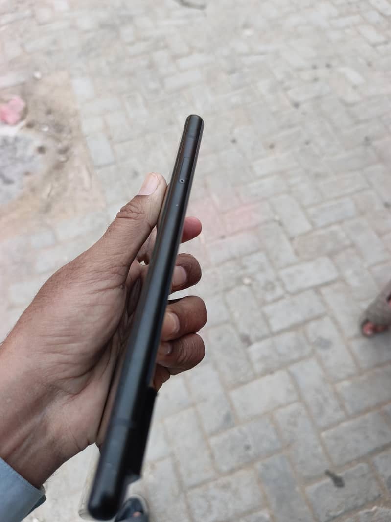 Google Pixel 6 4